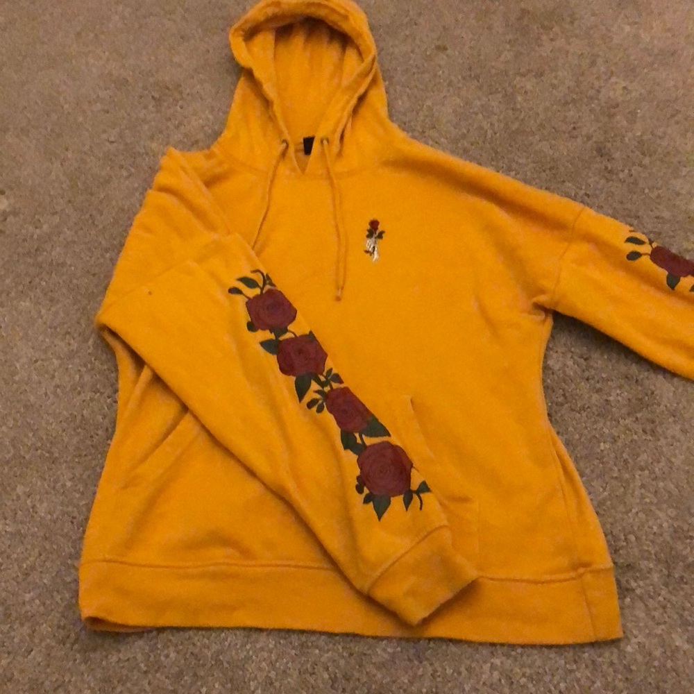 Cute mustard hoodie